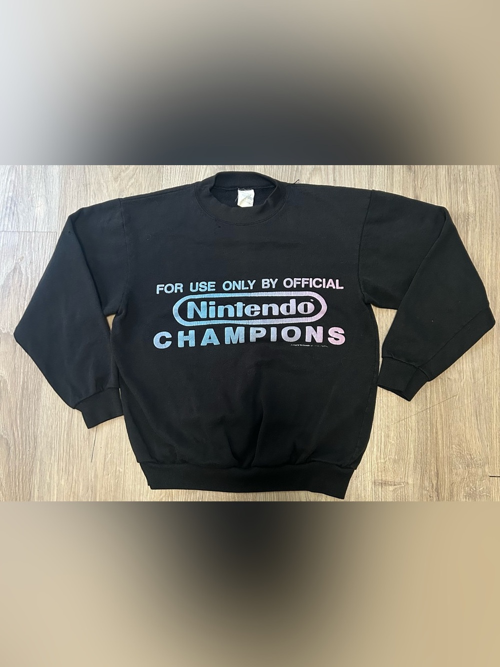 Rare vintage 1980’s official Nintendo Championship crewneck youth L 8-10yr